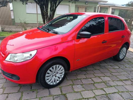 VOLKSWAGEN - GOL - 2009/2010 - Vermelha - Sob Consulta