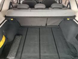 FIAT - PALIO - 2011/2012 - Branca - R$ 41.900,00