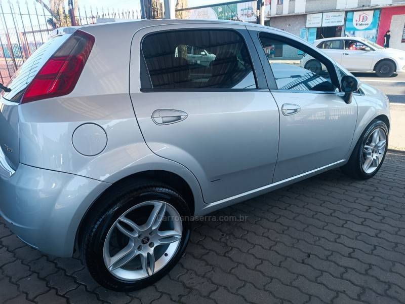 FIAT - PUNTO - 2008/2008 - Prata - R$ 31.900,00