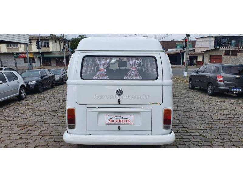 VOLKSWAGEN - KOMBI - 2005/2005 - Branca - R$ 34.900,00