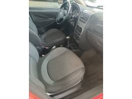 FIAT - IDEA - 2013/2014 - Vermelha - R$ 38.900,00