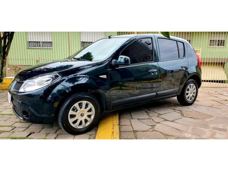 RENAULT - SANDERO - 2011/2011 - Verde - R$ 29.900,00