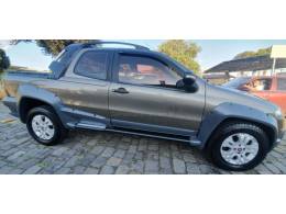 FIAT - STRADA - 2011/2011 - Cinza - R$ 49.900,00