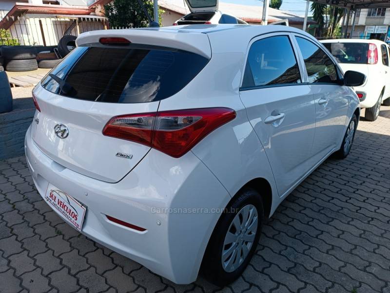 HYUNDAI - HB20 - 2015/2015 - Branca - R$ 42.900,00