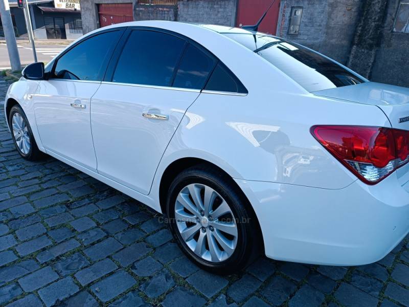 CHEVROLET - CRUZE - 2011/2012 - Branca - R$ 54.900,00