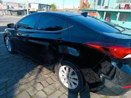 HYUNDAI - ELANTRA - 2014/2015 - Preta - R$ 68.900,00