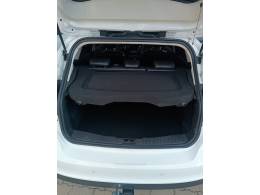 FORD - FOCUS - 2017/2018 - Branca - R$ 71.900,00