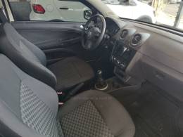VOLKSWAGEN - SAVEIRO - 2014/2015 - Branca - R$ 45.900,00
