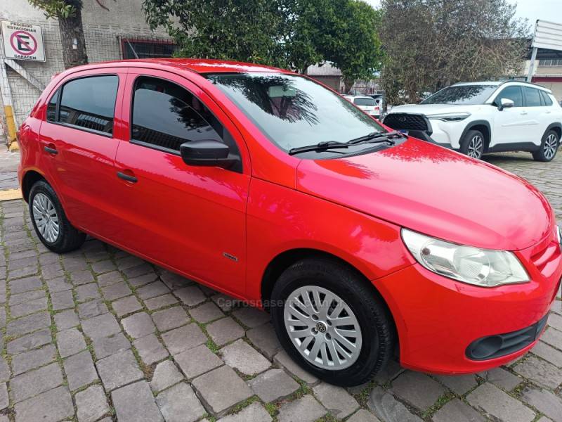 VOLKSWAGEN - GOL - 2009/2010 - Vermelha - Sob Consulta