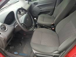 FORD - FIESTA - 2005/2005 - Vermelha - R$ 20.900,00