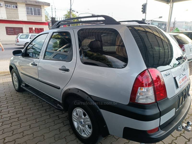 FIAT - PALIO - 2006/2007 - Prata - R$ 28.900,00