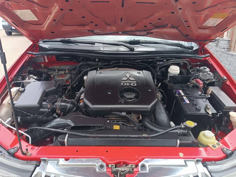 MITSUBISHI - L200 TRITON - 2009/2009 - Vermelha - R$ 89.000,00