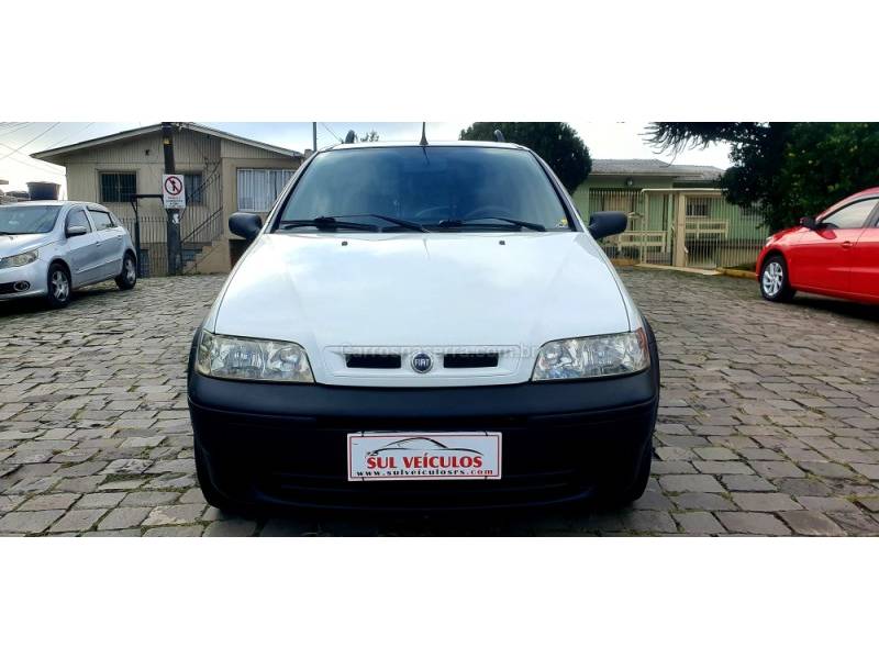 FIAT - STRADA - 2004/2004 - Branca - R$ 29.900,00