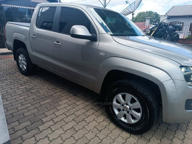 VOLKSWAGEN - AMAROK - 2013/2013 - Prata - R$ 77.900,00