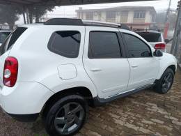 RENAULT - DUSTER - 2015/2015 - Branca - R$ 54.900,00