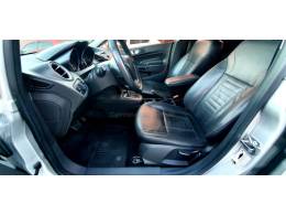 FORD - FIESTA - 2017/2017 - Prata - R$ 56.900,00