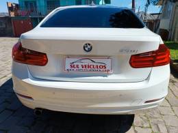 BMW - 320I - 2013/2014 - Branca - R$ 98.900,00