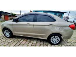 FORD - KA - 2017/2017 - Dourada - R$ 43.900,00