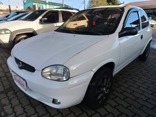 CHEVROLET - CORSA - 2002/2002 - Branca - R$ 17.800,00