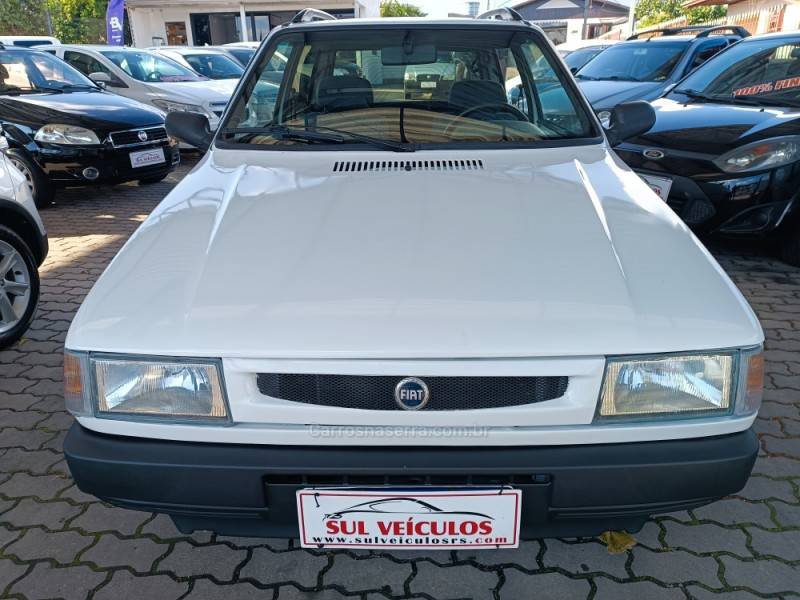 FIAT - UNO - 2003/2004 - Branca - R$ 14.900,00