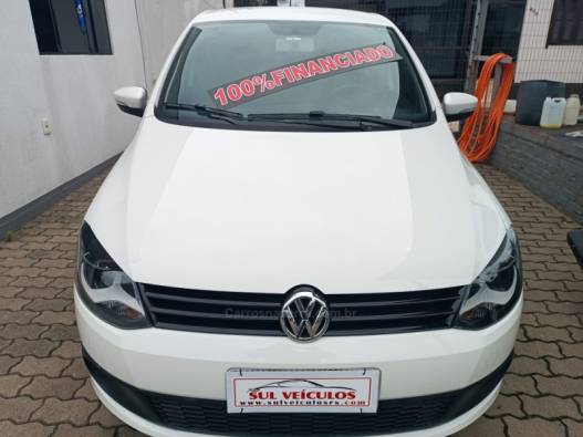 VOLKSWAGEN - FOX - 2012/2013 - Branca - R$ 35.000,00