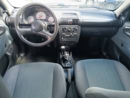 CHEVROLET - CORSA - 2001/2001 - Branca - R$ 18.900,00