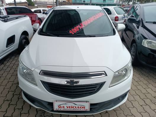 CHEVROLET - PRISMA - 2014/2015 - Branca - R$ 45.900,00