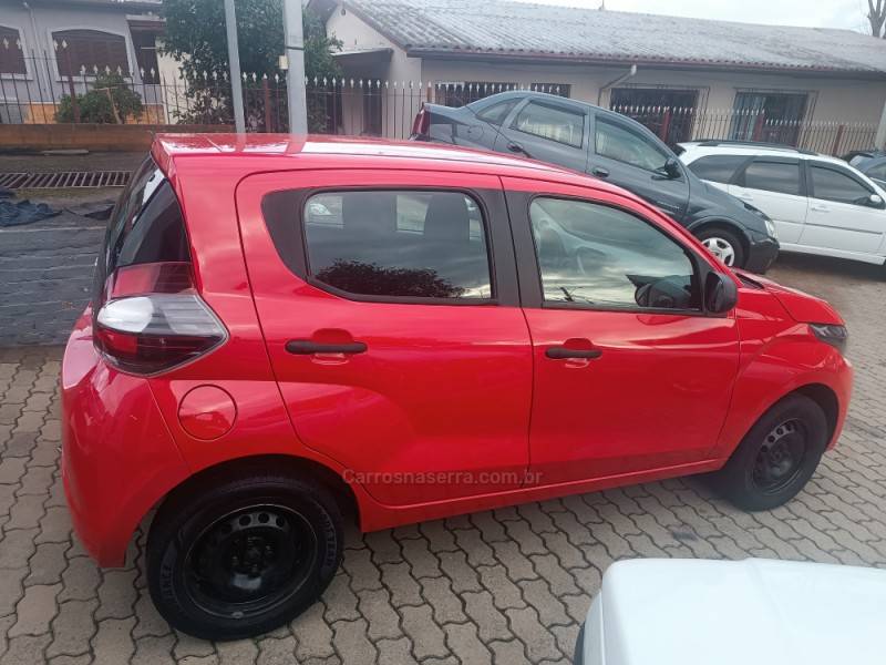 FIAT - MOBI - 2019/2020 - Vermelha - R$ 44.900,00