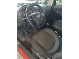 FIAT - IDEA - 2013/2014 - Vermelha - R$ 38.900,00