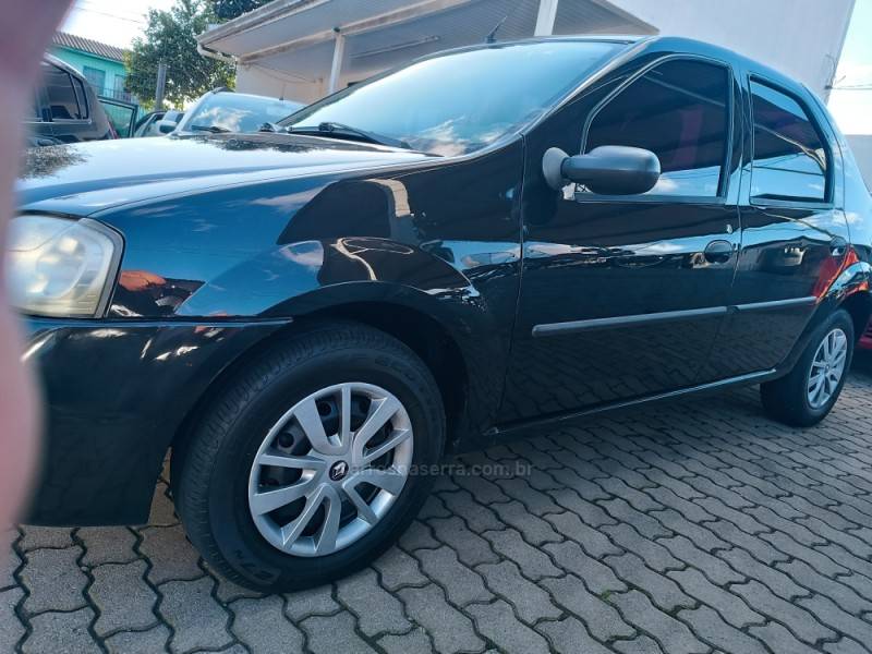 RENAULT - LOGAN - 2009/2009 - Preta - R$ 23.900,00