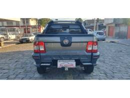 FIAT - STRADA - 2011/2011 - Cinza - R$ 49.900,00