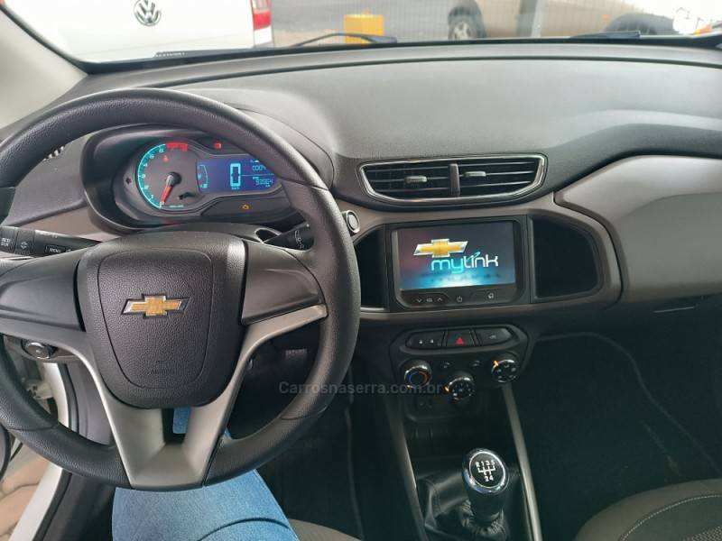CHEVROLET - PRISMA - 2015/2015 - Branca - R$ 52.900,00