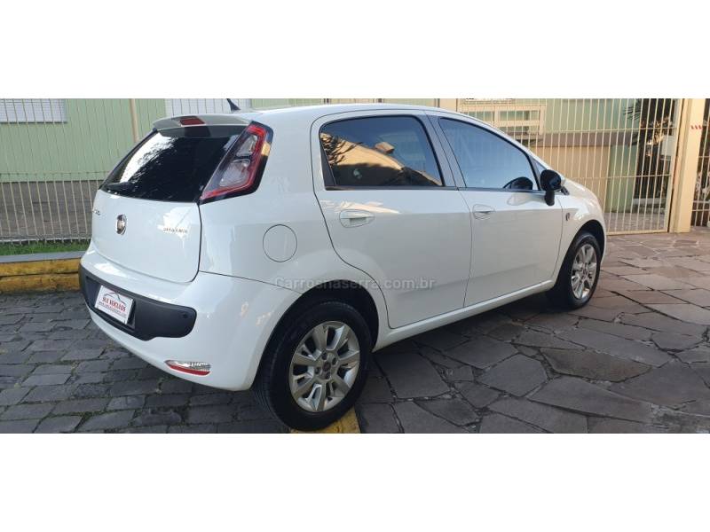 FIAT - PUNTO - 2015/2015 - Branca - R$ 41.900,00