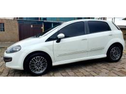 FIAT - PUNTO - 2014/2014 - Branca - R$ 41.900,00