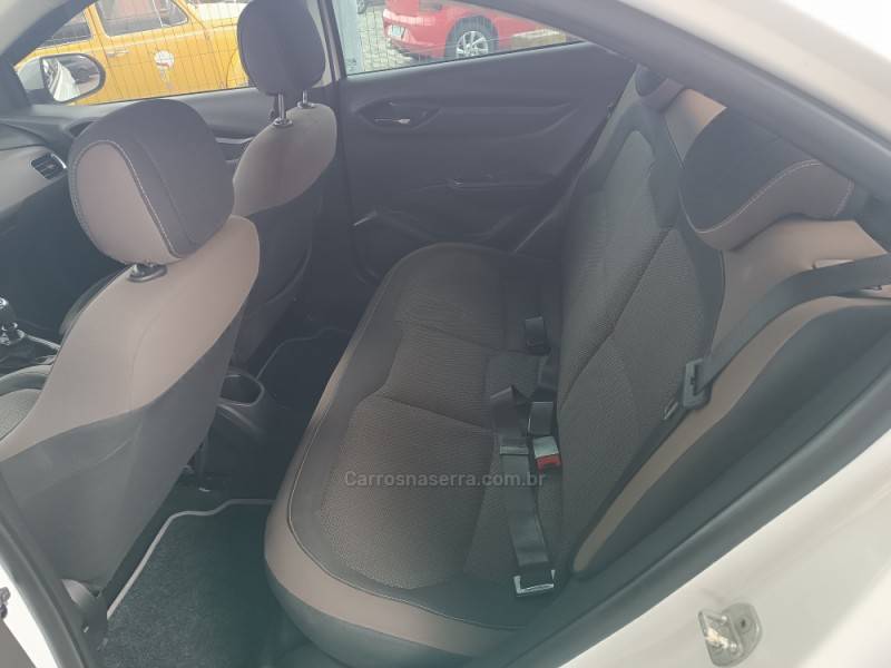 CHEVROLET - PRISMA - 2015/2015 - Branca - R$ 52.900,00