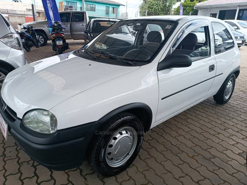 CHEVROLET - CORSA - 1997/1997 - Branca - R$ 14.900,00