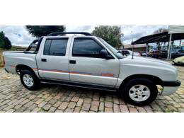 CHEVROLET - S10 - 2005/2005 - Prata - R$ 65.900,00